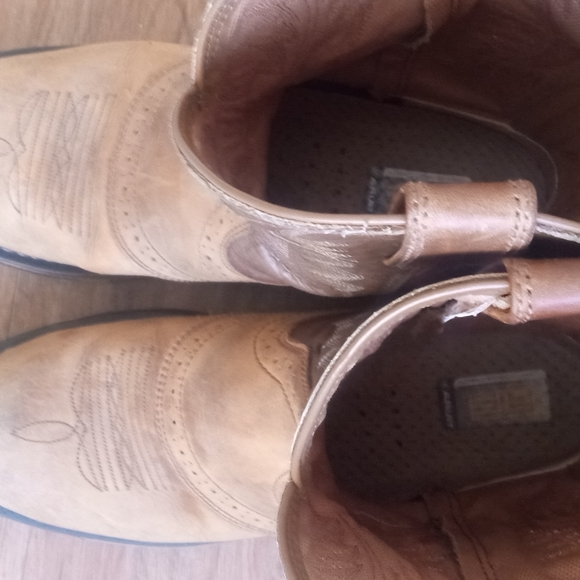 Ariat work boots